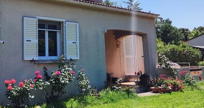 Small cozy nest for peaceful vacations