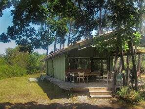 Outdoor dining - Promo juillet Wooden house in the heart of the Landes forest near Lac d'Hossegor (Soorts-Hossegor)
