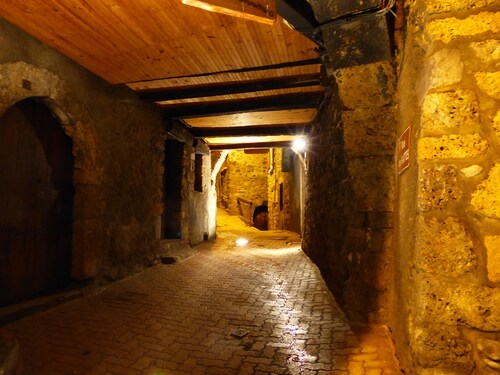 Dans le parc du Mercantour, maison de village au pied des pistes de ski