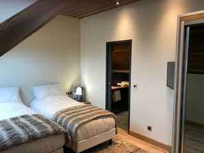 2 habitaciones, wifi y ropa de cama
