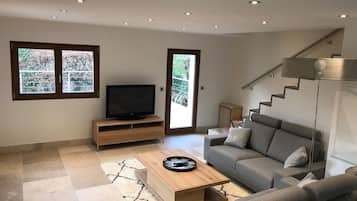 Télévision, chaîne hi-fi