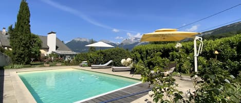 Piscine extérieure, piscine chauffée