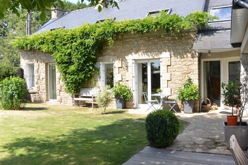 In the heart of the Gulf of Morbihan: authentic house, exceptional comfort