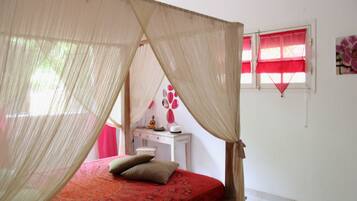 2 soverom, strykejern/-brett, reiseseng for barn og wi-fi (inkludert)