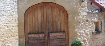 Maison périgourdine avec piscine d’intérieure chauffée 28°