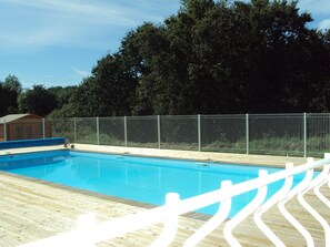 Piscine extérieure, piscine chauffée