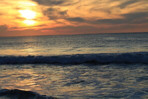 In Strandnähe, Liegestühle