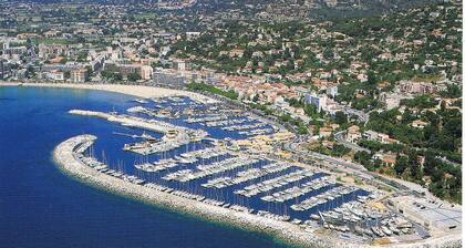 Beautiful apartment The Park- T3 Sea view and Feet in the water- Wifi