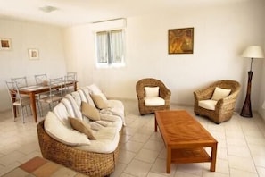 TV, foosball, table tennis - Full comfort villa on the Calvi hills (Calvi)