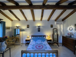 3 bedrooms, desk, iron/ironing board, free WiFi - Villa Fiumicello, Saint Florent, Corsica, Private Pool, No Neighbors, Holidays (Oletta)