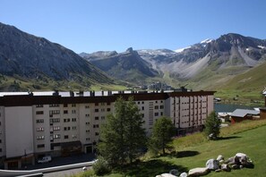 Exterior - Appt 6 pers Tignes le Lac, WIFI, Ski-in ski-out, shops, ESF, summer activities (Tignes)