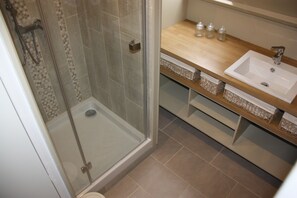 Badewanne, Haartrockner