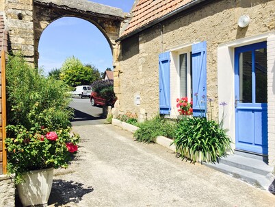 Charming Town House near the beaches of Normandy and Pegasus Bridge