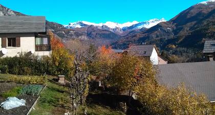 APPT 2 P DANS CHALET DE MONTAGNE ANIMAUX DE COMPAGNIE ACCEPTES !