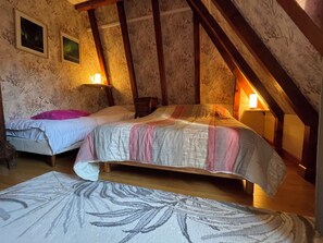 3 camere, ferro/asse da stiro, culla da viaggio, Wi-Fi gratuito