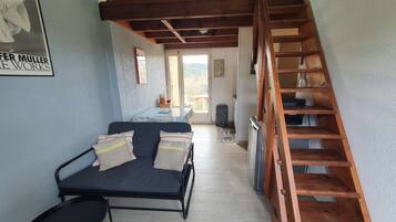 Smart-TV og stereoanlegg