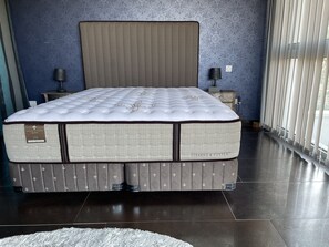 4 Schlafzimmer, Bügeleisen/Bügelbrett, kostenloses WLAN, Bettwäsche