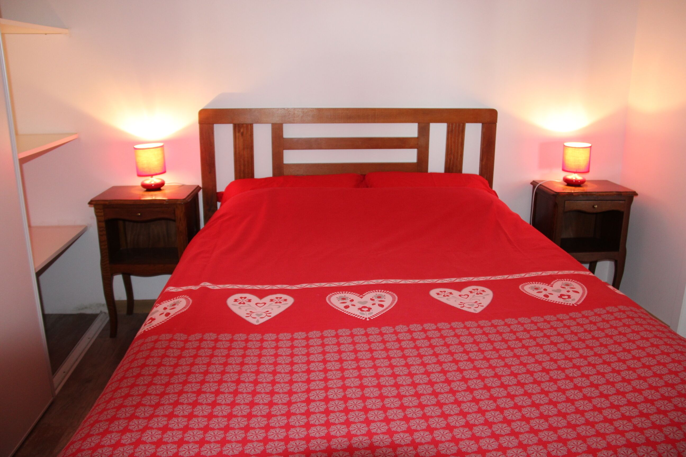 3 bedrooms, iron/ironing board, free WiFi