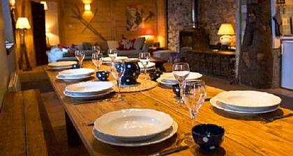 Chalet Jamoo, authentique ferme rénovée au coeur des Aravis