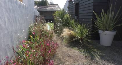 Noirmoutier, maison au coeur du Vieil et Ă 100 mĂštres de la plage