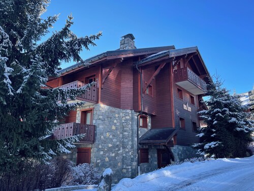 CHARMING GARDEN / SNOW IN THE HEART of the 3 Valleys