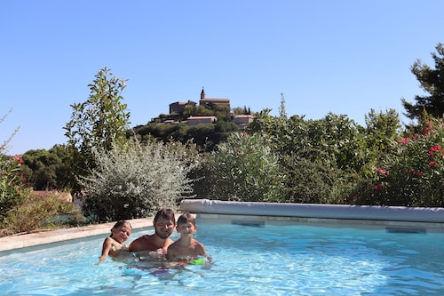 Neue Villa Crillon Le Brave / Bedoin / Mont Ventoux