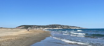 La Corniche // 2-room apartment 100 meters from the beach