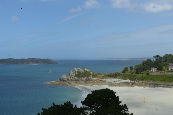 Vue de l'appartement sur la plage de Trestrignel