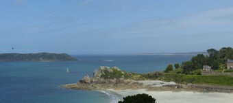 vistas panorámicas al mar para este apartamento dúplex para 4 personas