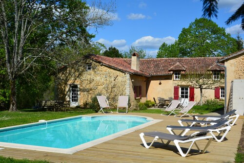 Charm and comfort in an authentic Périgord farm completely renovated