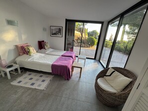 5 bedrooms, in-room safe, iron/ironing board, travel cot