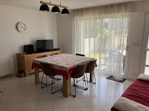 Dining - Apartment T3 in Larmor beach 5 minutes walk from the beaches (Larmor-Plage)