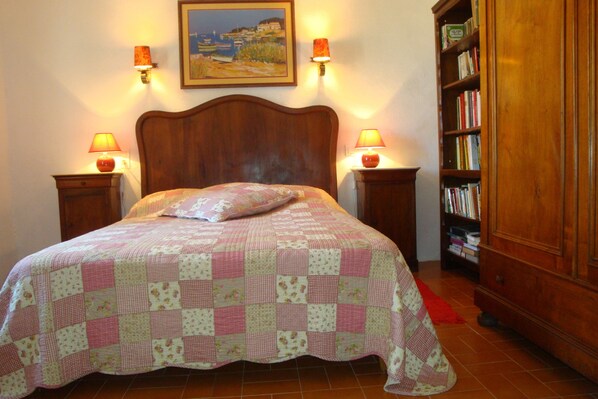 2 chambres, fer et planche à repasser, Wi-Fi, literie fournie