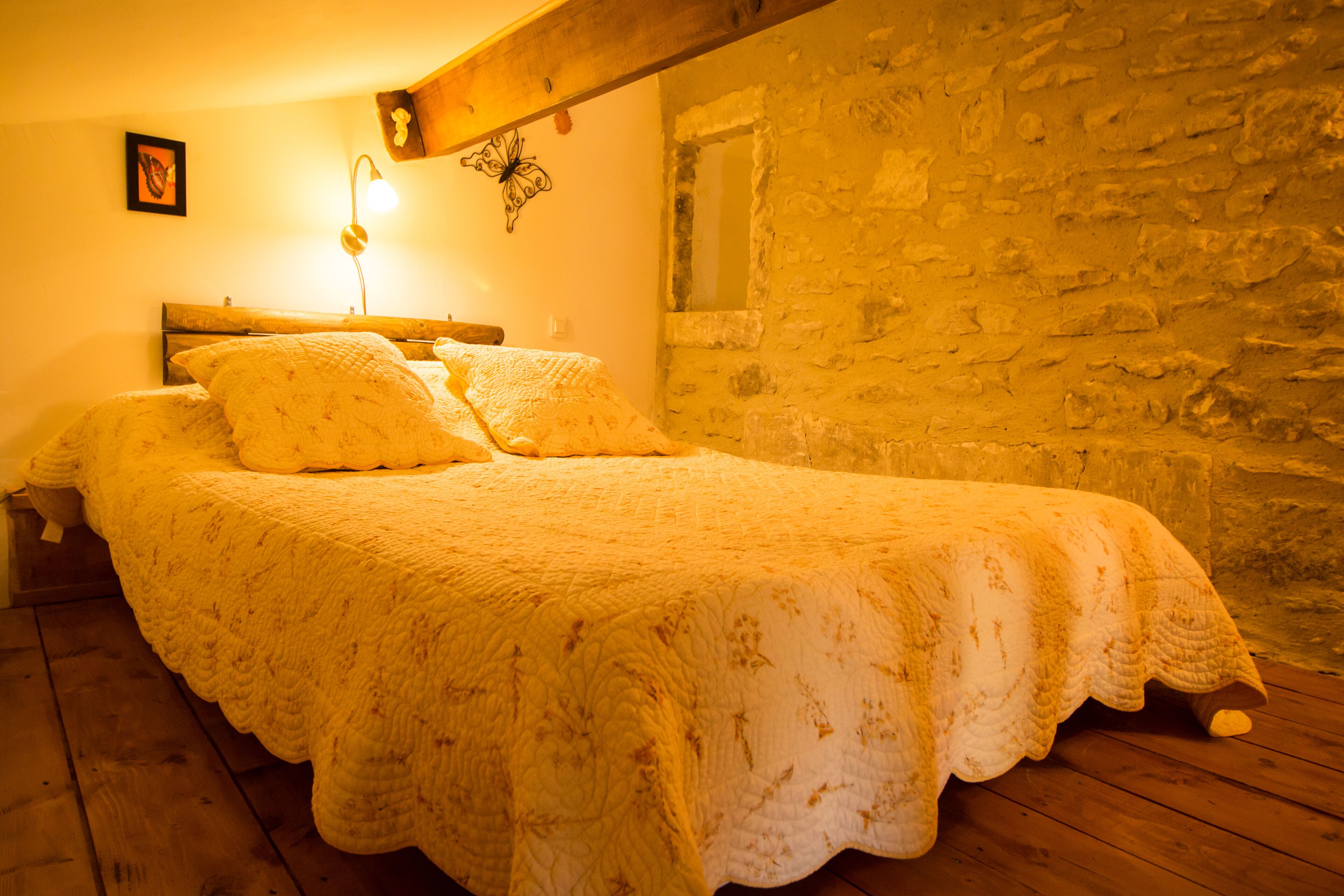 2 chambres, bureau, fer et planche à repasser, Wi-Fi gratuit