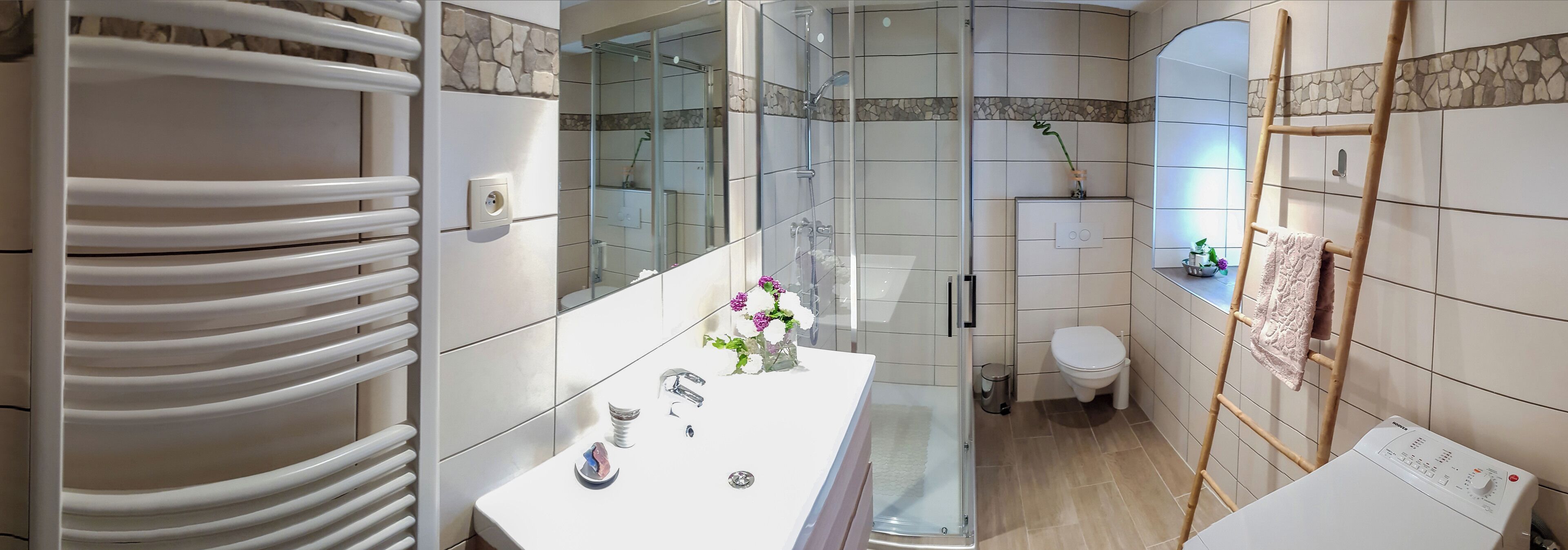 Dusche, Haartrockner, Seife