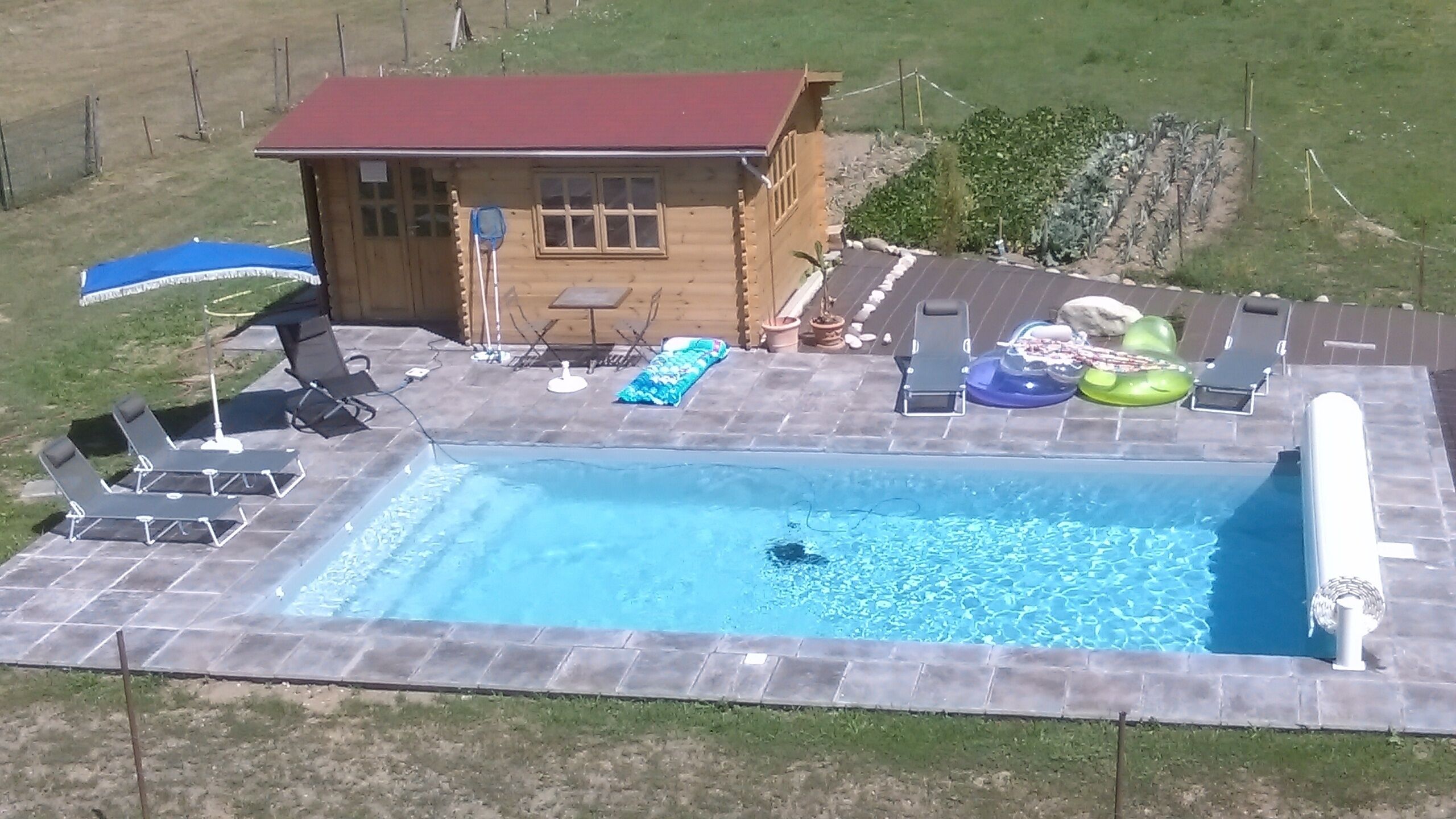 Ulkouima-allas, lämmitetty uima-allas