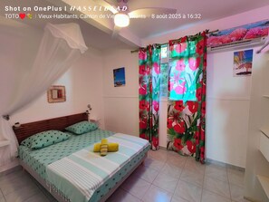 2 chambres, fer et planche à repasser, lit parapluie, Wi-Fi gratuit