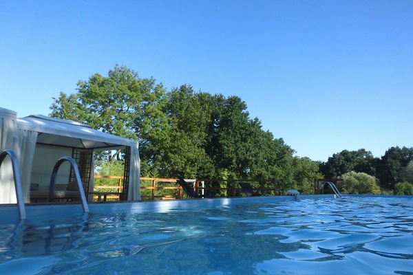 Piscine extérieure, piscine chauffée