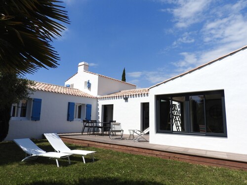Holiday house in Noirmoutier at 150m from the beach
