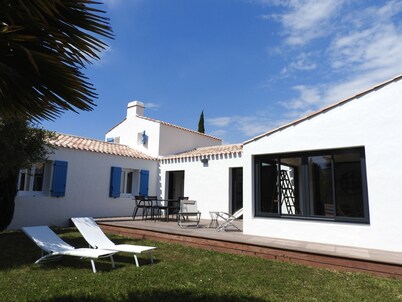 Holiday house in Noirmoutier at 150m from the beach