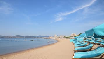 Vlak bij het strand