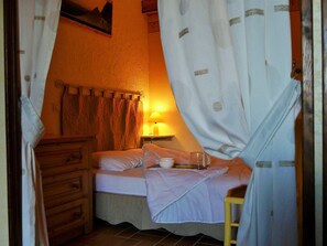 3 chambres, fer et planche Ă repasser, Wi-Fi, draps fournis