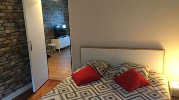 1 Schlafzimmer, Bügeleisen/Bügelbrett, WLAN, Bettwäsche