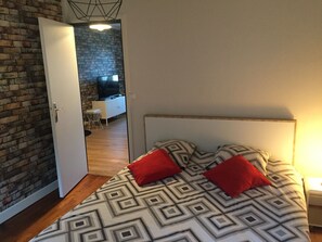 1 Schlafzimmer, Bügeleisen/Bügelbrett, WLAN, Bettwäsche