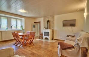 TV, DVD player, books