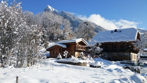 4-star comfortable chalet for 18 people; 7 bedrooms, 7 bathrooms with WC