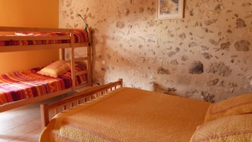 2 chambres, fer et planche à repasser, Wi-Fi
