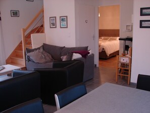 4 Schlafzimmer, Bügeleisen/Bügelbrett, WLAN, Bettwäsche