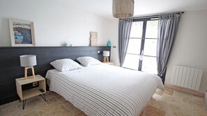 3 soverom, strykejern/-brett, wi-fi (inkludert) og sengetøy