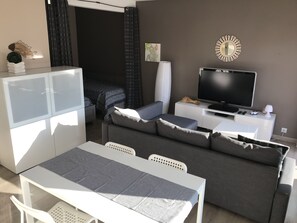 TV